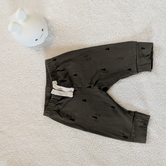 Baby pants three pairs 0-3 months - Picture 2 of 7